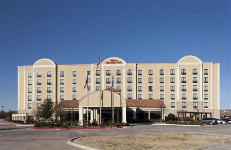 hilton hotel lewisville tx.
